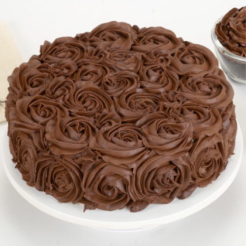 Chocolate Rose Cake Delivery in Gurugram