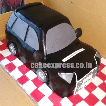 XUV Car Customized Fondant Cake XUV Car Customized Fondant Cake
