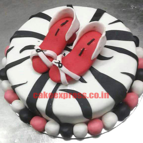 Flip Flop Sandal Customized Cake Delivery in Gurugram Flip Flop Sandal Customized Cake Delivery in Gurugram