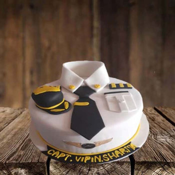 Airline Pilot Dress Customized Cake Airline Pilot Dress Customized Cake