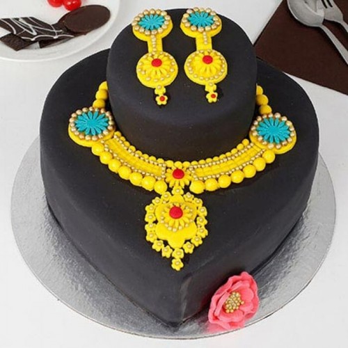 Gold Jewelry Set Designer Fondant Cake Delivery in Gurugram