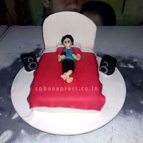 Music Lover Fondant Cake Delivery in Gurugram
