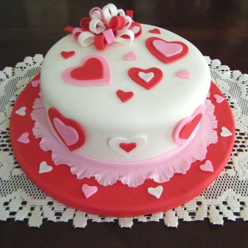 Enigmatic Love Fondant Cake Delivery in Gurugram