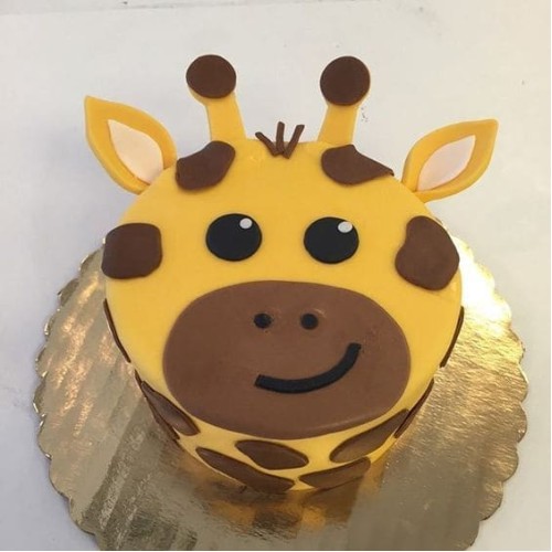 Giraffe Theme Fondant Cake Delivery in Gurugram Giraffe Theme Fondant Cake Delivery in Gurugram