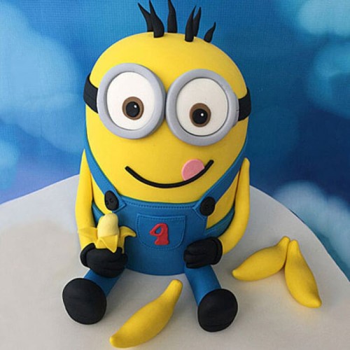 Minion With Bananas Fondant Cake Delivery in Gurugram