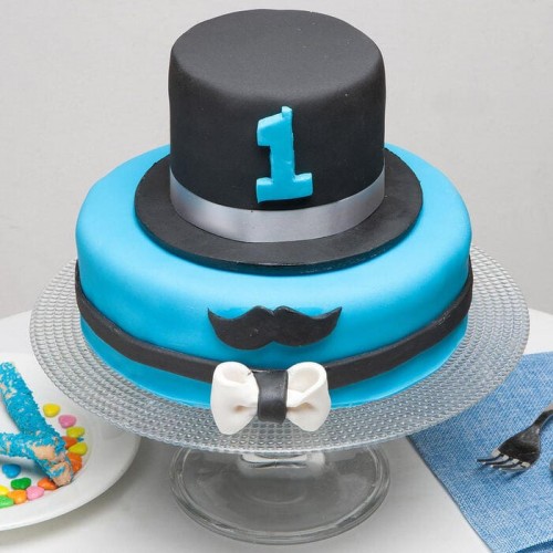 Moustache And Hat Fondant Cake Delivery in Gurugram