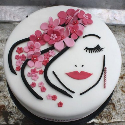 Lovely Face Designer Fondant Cake Delivery in Gurugram