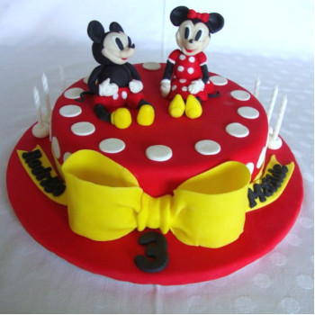 Mickey & Minnie Mouse Fondant Cake Mickey & Minnie Mouse Fondant Cake
