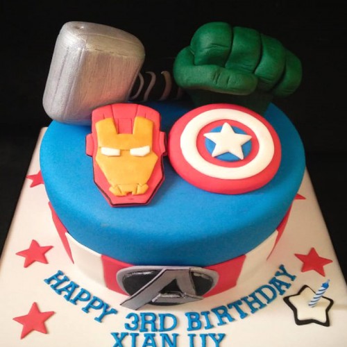 Superhero Avengers Designer Cake Delivery in Gurugram