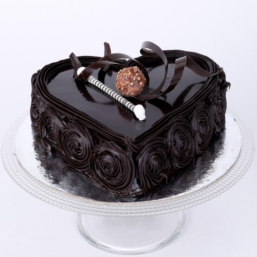 Special Floral Chocolate Cake Delivery in Gurugram