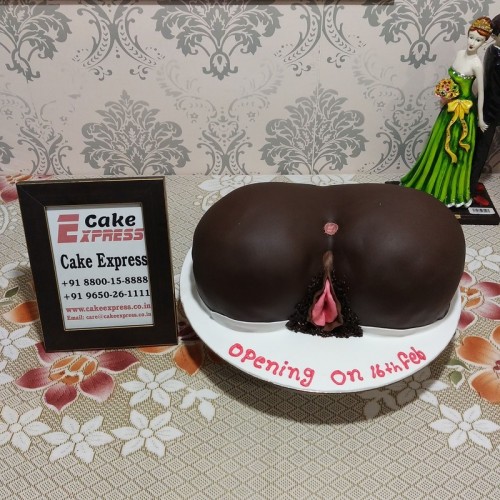 Huge Butt and Pussy Theme Fondant Cake Delivery in Gurugram