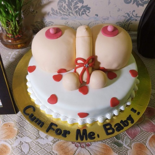 Penis and Boob Naughty Cake Delivery in Gurugram