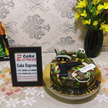 Military Theme Fondant Cake