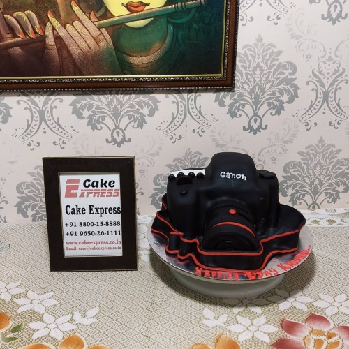 Camera Fondant Cake Delivery in Gurugram