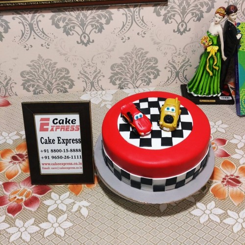 Car Race Designer Fondant Cake in Gurgaon