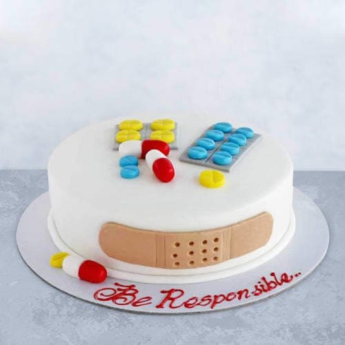 First Aid Kit Shaped Fondant Cake in Gurgaon First Aid Kit Shaped Fondant Cake in Gurgaon