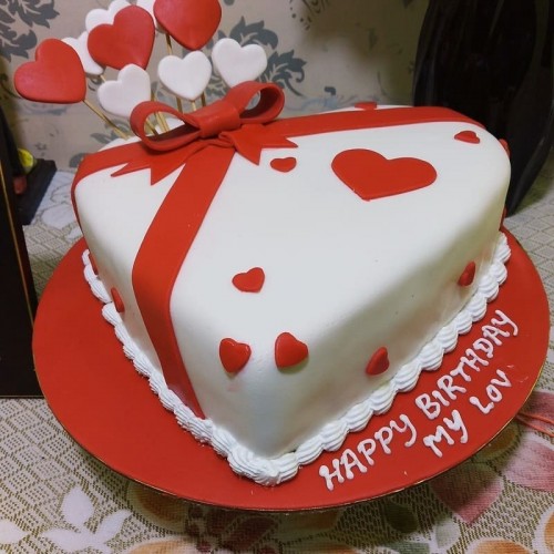 Romantic Heart Fondant Cake Delivery in Gurugram