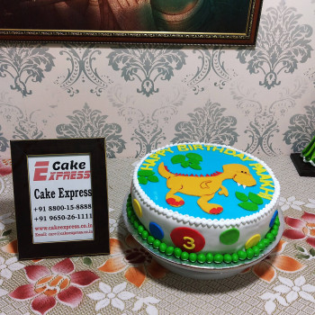 Dinosaur Theme Fondant Cake Dinosaur Theme Fondant Cake