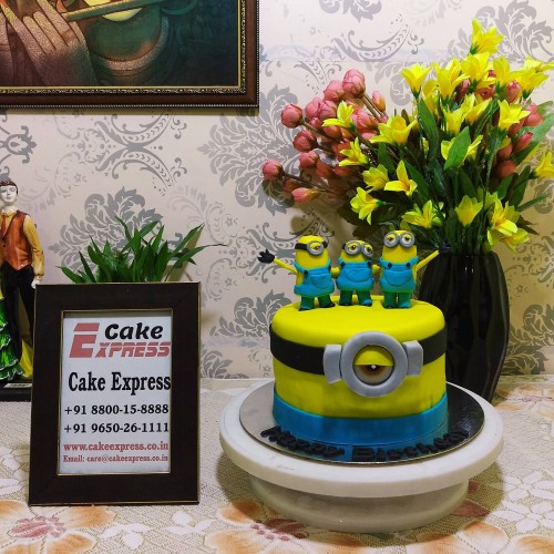 3 Minions Designer Fondant Cake Delivery in Gurugram