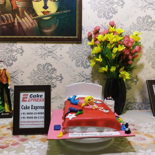 Lazy Girl Themed Cake Delivery in Gurugram