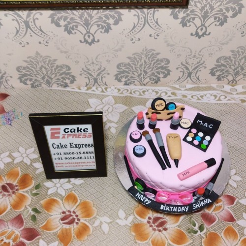 Makeup Themed Designer Cake Delivery in Gurugram