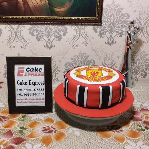 Red Fondant Manchester United Cake in Gurgaon