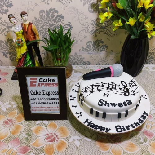 Music Lover Theme Fondant Cake Delivery in Gurugram