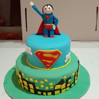 Superman and Batman 2 Tier Birthday Fondant Cake Superman and Batman 2 Tier Birthday Fondant Cake