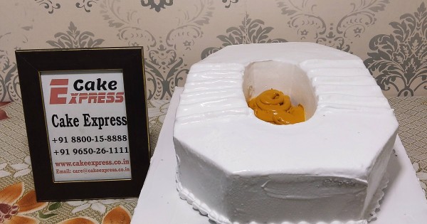 toiletseatcake #creamcake 💩💩💩अनोखा toilet seat cake in cream| टॉयलेट सीट  केक वो भी क्रीम से - YouTube