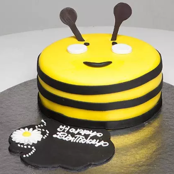 Bumblebee Fondant Cake Bumblebee Fondant Cake