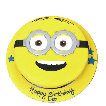 Minion Face Fondant Cake Minion Face Fondant Cake