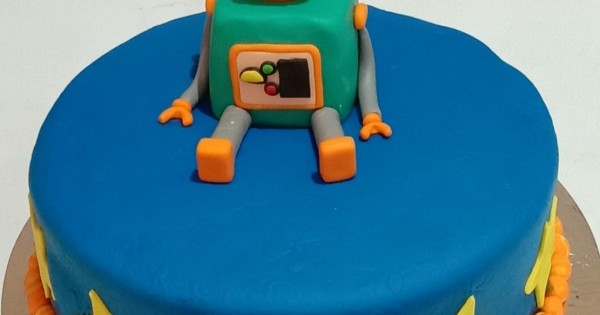 Shop for Fresh Luscious VIR Robot Theme Birthday Cake online - Raiganj