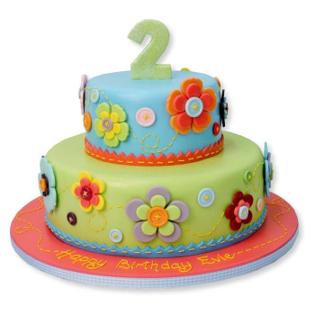 2 Tier Daisy Chain Fondant Cake 2 Tier Daisy Chain Fondant Cake