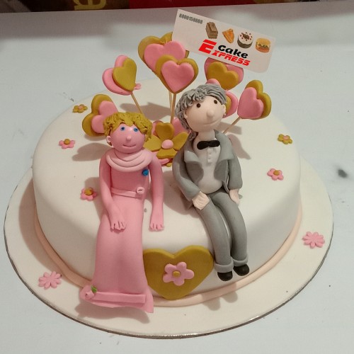 Beautiful Couple Anniversary Cake Delivery in Gurugram