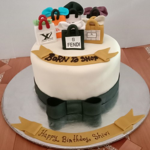 Born to Shop Designer Cake Delivery in Gurugram