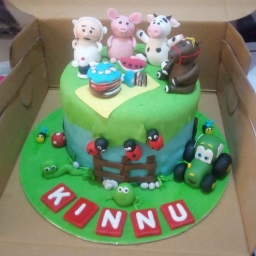 Firm Animal Theme Fondant Cake Delivery in Gurugram